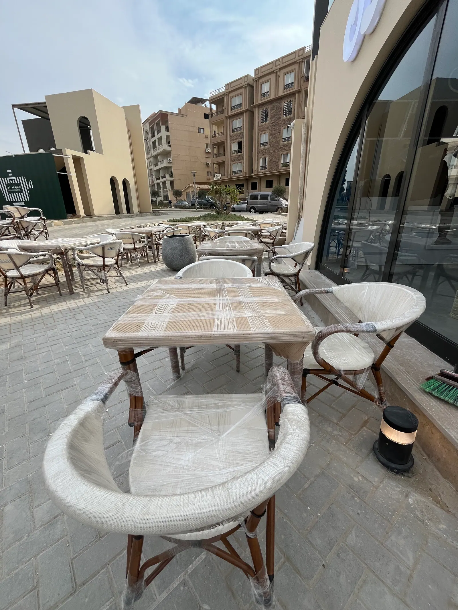 KROISSANT — Outdoor tables & chairs, view 4