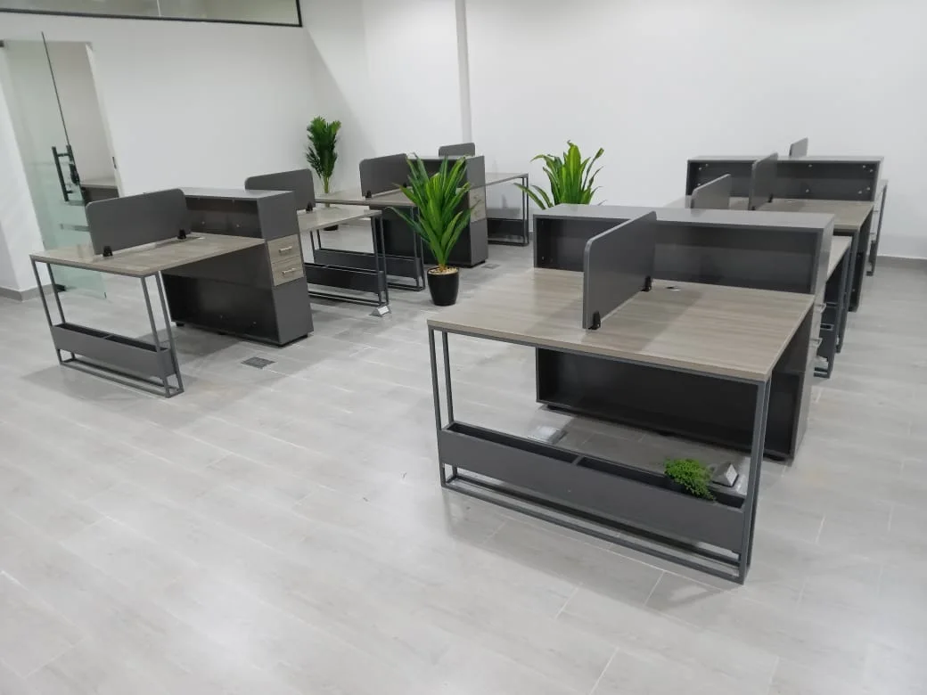 Project 101 — Office furniture, photograph 1